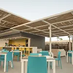 兰兹绿洲海滩度假村 4* 科斯塔特吉塞