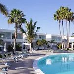 兰兹绿洲海滩度假村 4* 科斯塔特吉塞