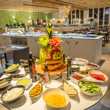 오아시스 란츠 비치 메이트 4*