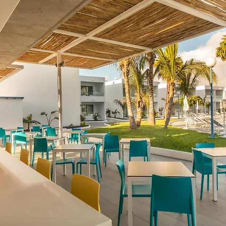 Oasis Lanz Mate Hotel