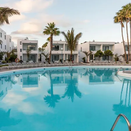 Oasis Lanz Mate Hotel 4*
