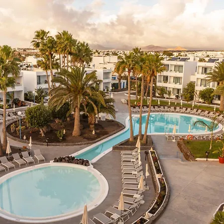 Oasis Lanz Mate Hotel