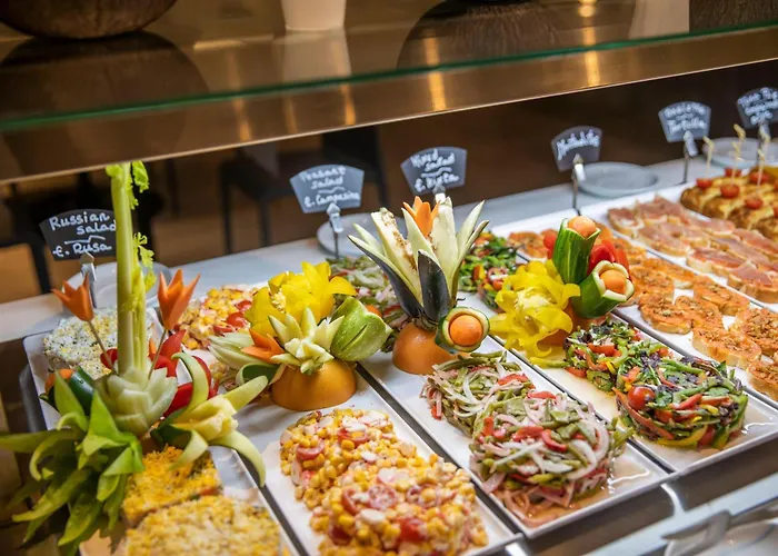 Oasis Lanz Mate Hotel