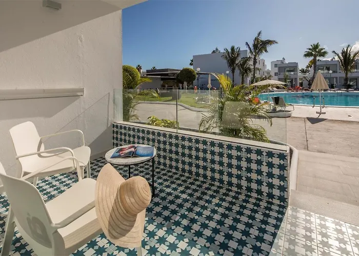 Oasis Lanz Mate Costa Teguise