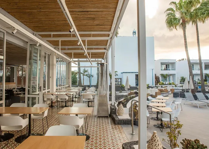 오아시스 란츠 비치 메이트 4*