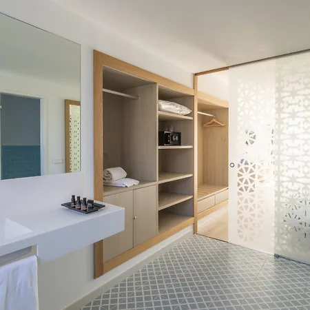 Oasis Lanz Mate Otel