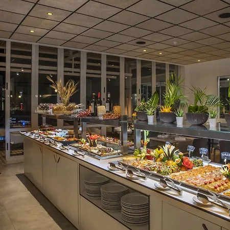 Hotel Oasis Lanz Mate