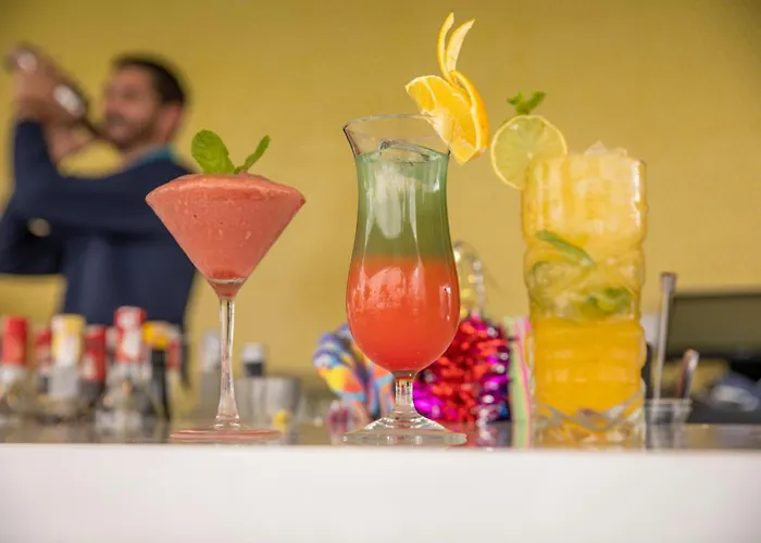 Oasis Lanz Mate Hotel