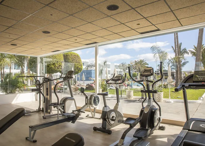 Oasis Lanz Mate Hotel 4*