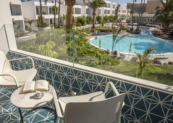 Hotel Oasis Lanz Mate